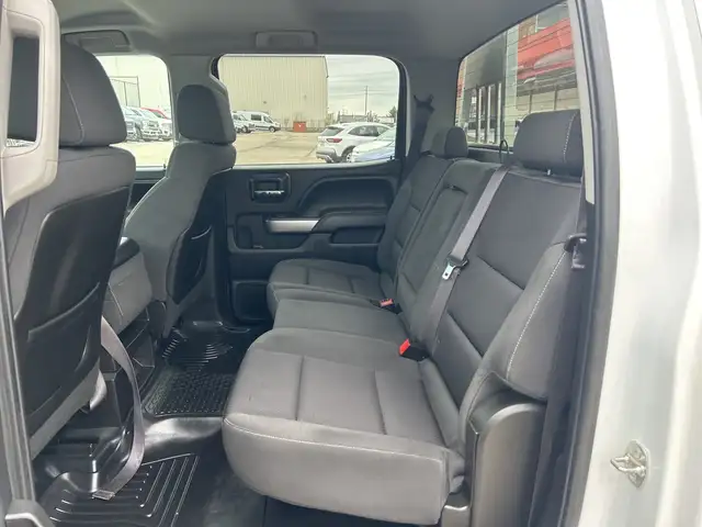 2015 Chevrolet SILVERADO 2500HD 4WD Crew Cab LT Z71 Short Box 6. - Photo 16