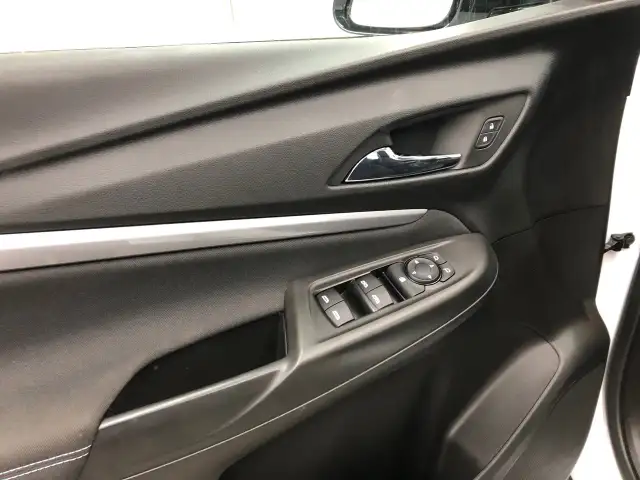 Chevrolet Bolt EUV Lt Mags A/c Caméra 2023 a vendre - Photo 12