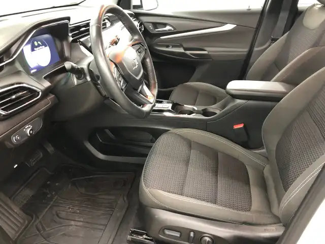 Chevrolet Bolt EUV Lt Mags A/c Caméra 2023 a vendre - Photo 16