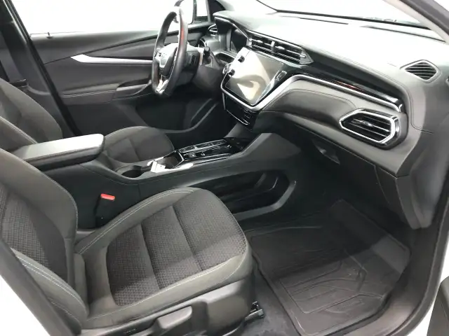 Chevrolet Bolt EUV Lt Mags A/c Caméra 2023 a vendre - Photo 25