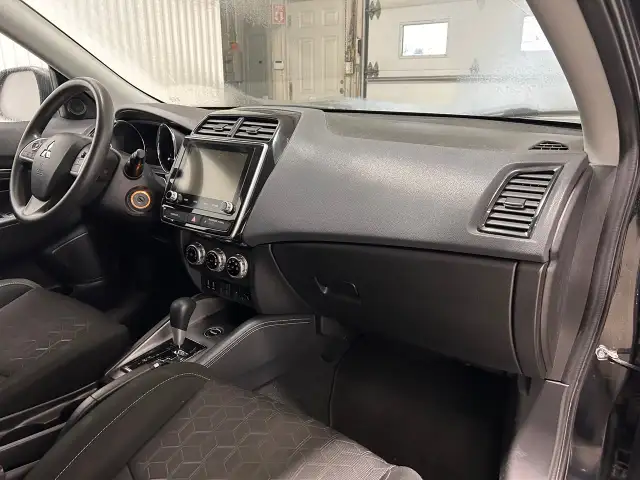 Mitsubishi RVR Es Awc Awd Bluetooth 2022 à vendre - Photo 19