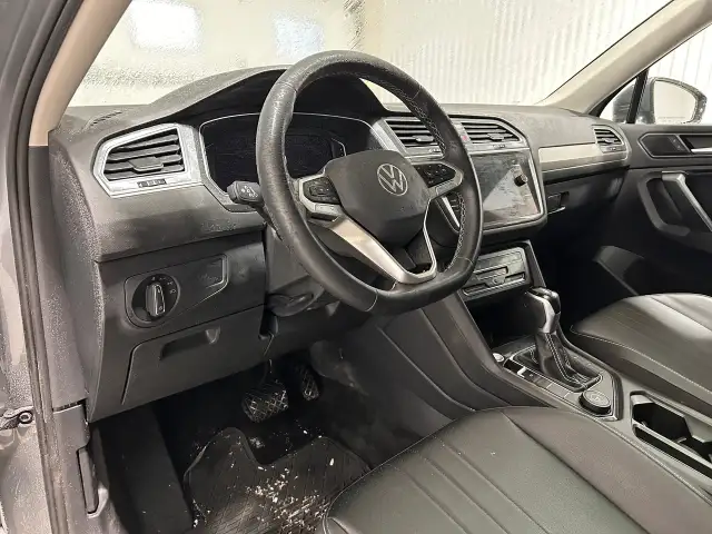 Volkswagen Tiguan Comfortline Awd Toit 2023 - Photo 11