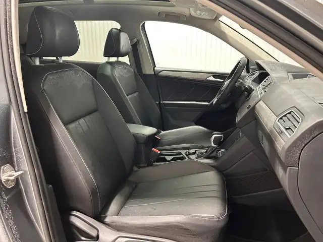 Volkswagen Tiguan Comfortline Awd Toit 2023 - Photo 18