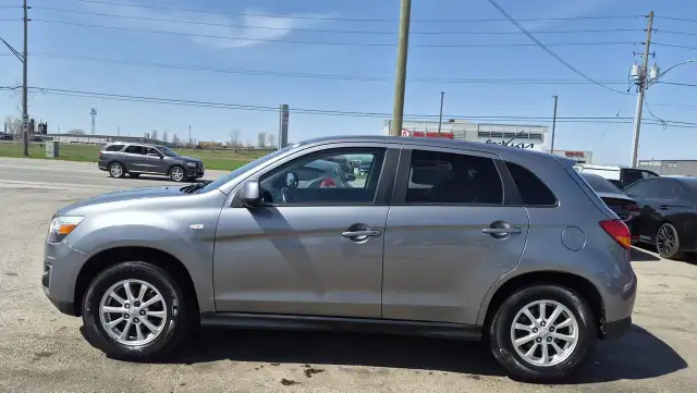 2014 Mitsubishi RVR SE, AWD, 4 CYL, RELIABLE, ALLOYS, CERTIFIED - Photo 2