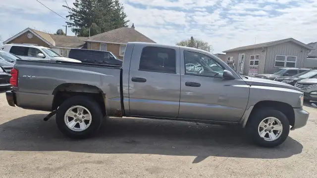 2010 Dodge Dakota SXT, RUNS GREAT, 4X4, AS IS SPECIAL - Photo 6