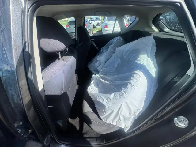 2010 Mazda MAZDA3 GT, HATCH, MANUAL, 6SPD, AS IS SPECIAL - Photo 11