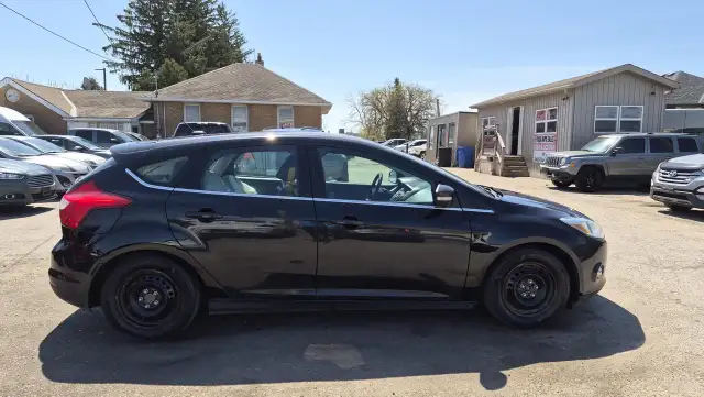 2012 Ford Focus SEL, LEATHER, 2 SETS WHEELS, ONLY 163KMS, CERT - Photo 6