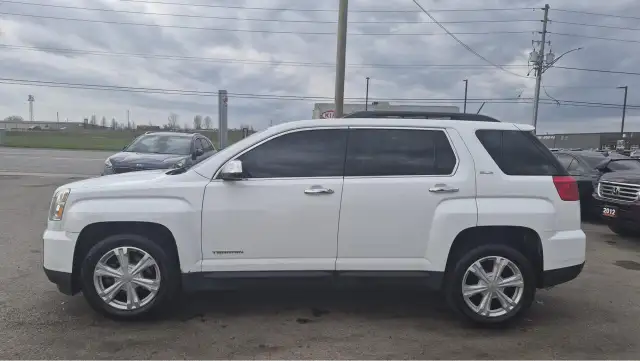 2017 GMC Terrain SLE, 4 CYL, ONLY 146KMS, ALL WHEEL DRIVE, CERT - Photo 2
