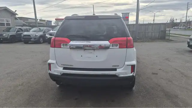 2017 GMC Terrain SLE, 4 CYL, ONLY 146KMS, ALL WHEEL DRIVE, CERT - Photo 4