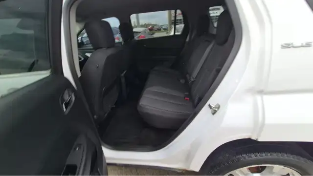 2017 GMC Terrain SLE, 4 CYL, ONLY 146KMS, ALL WHEEL DRIVE, CERT - Photo 10