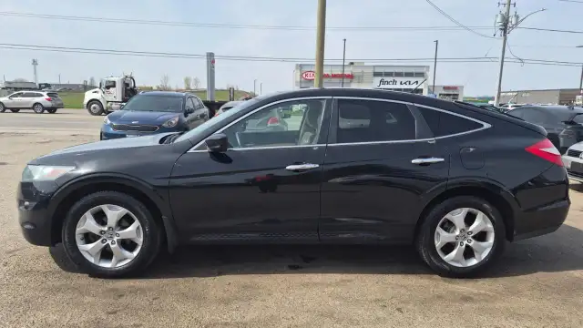 2010 Honda Accord Crosstour EX-L, LEATHER, V6, AWD, LOADED, CERT - Photo 2