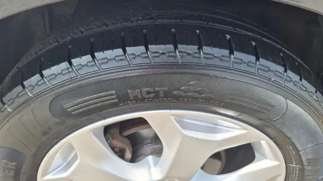 2010 Honda Accord Crosstour EX-L, LEATHER, V6, AWD, LOADED, CERT - Photo 17