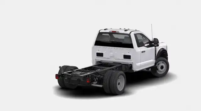 2026 Ford Super Duty F-550 DRW XL | TRAILER TOW PACKAGE-HIGH CAP - Photo 5