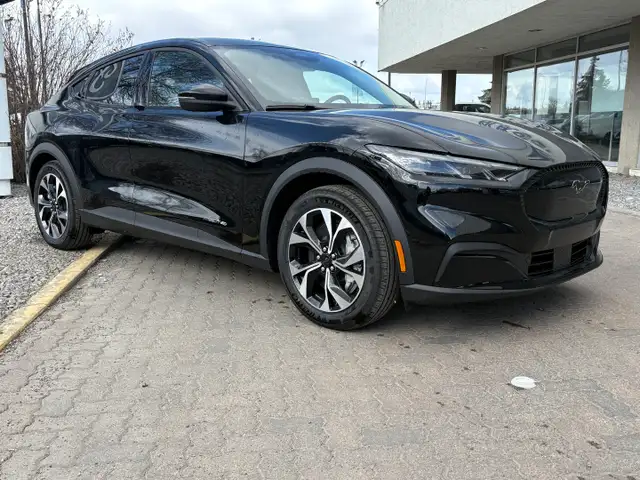 2026 Ford Mustang Mach-E Select EAWD | COMFORT PACKAGE LITE | 5G - Photo 2