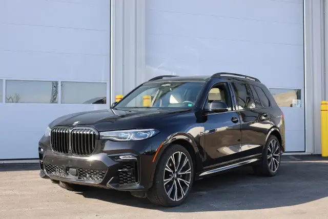 2022 BMW X7 M50i - HEADSUP|360CAM|NAVI|PANO|BLINDSPOT