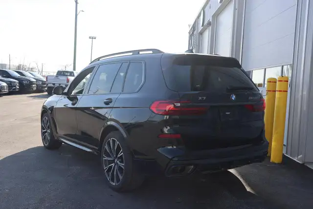 2022 BMW X7 M50i - HEADSUP|360CAM|NAVI|PANO|BLINDSPOT - Photo 4