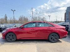 2022 Hyundai Elantra Preferred IVT - Photo 5