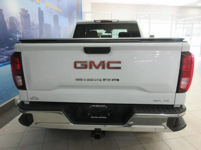 GMC SIERRA 1500 2023 SLE V8 5.3L 4X4 CREW-CAB BOITE 6'7' JAMAIS - Photo 7