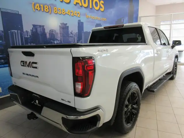 GMC SIERRA 1500 2023 SLE V8 5.3L 4X4 CREW-CAB BOITE 6'7' JAMAIS - Photo 8