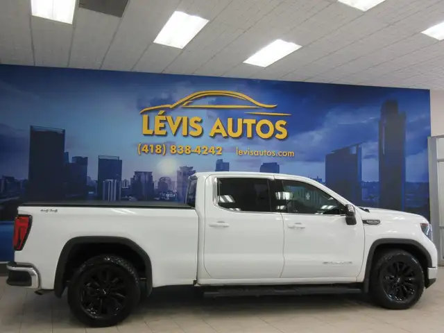 GMC SIERRA 1500 2023 SLE V8 5.3L 4X4 CREW-CAB BOITE 6'7' JAMAIS - Photo 9