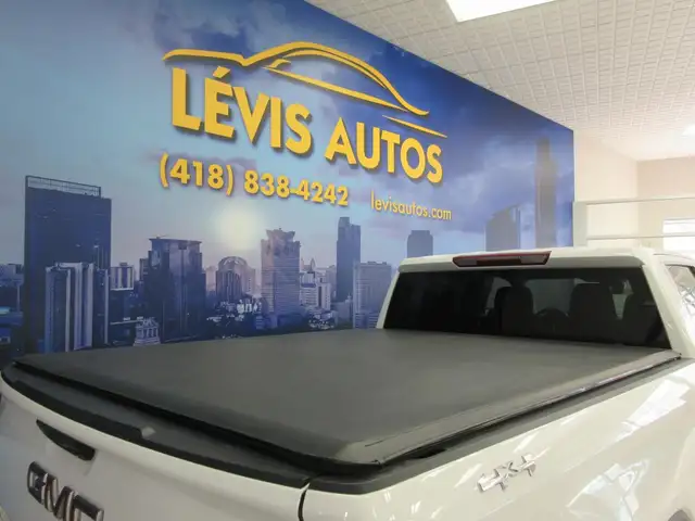 GMC SIERRA 1500 2023 SLE V8 5.3L 4X4 CREW-CAB BOITE 6'7' JAMAIS - Photo 15