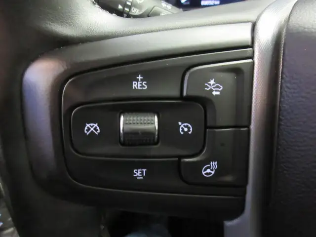 GMC SIERRA 1500 2023 SLE V8 5.3L 4X4 CREW-CAB BOITE 6'7' JAMAIS - Photo 26