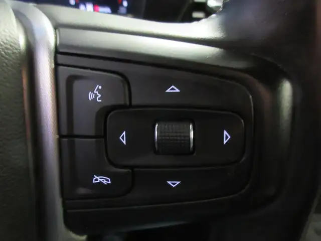 GMC SIERRA 1500 2023 SLE V8 5.3L 4X4 CREW-CAB BOITE 6'7' JAMAIS - Photo 27