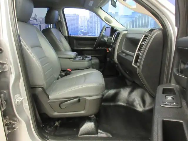 RAM 1500 CLASSIC 2019 V8 5.7L HEMI 4X4 QUAD-CAB BOITE 6'4' - Photo 9