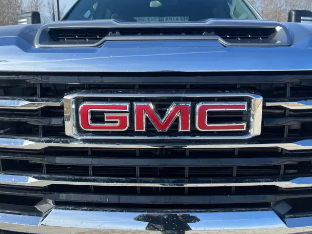 2024 GMC Sierra 2500HD - Photo 8