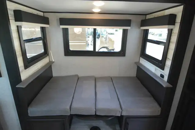 2022 JAYCO JAY FEATHER 24RL (FINANCING AVAILABLE) - Photo 10