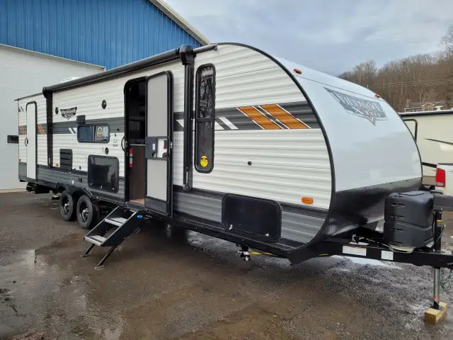 2022 FOREST RIVER WILDWOOD X-LITE 263B (FINANCING AVAILABLE) - Photo 3