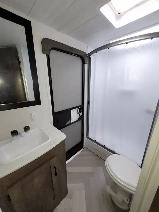 2022 FOREST RIVER WILDWOOD X-LITE 263B (FINANCING AVAILABLE) - Photo 4