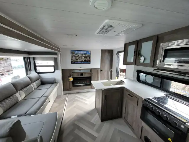 2022 FOREST RIVER WILDWOOD X-LITE 263B (FINANCING AVAILABLE) - Photo 7