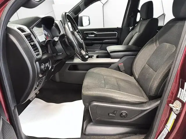 2019 Ram 1500 Big Horn 4x4 Crew Cab 6'4 Box - Photo 9