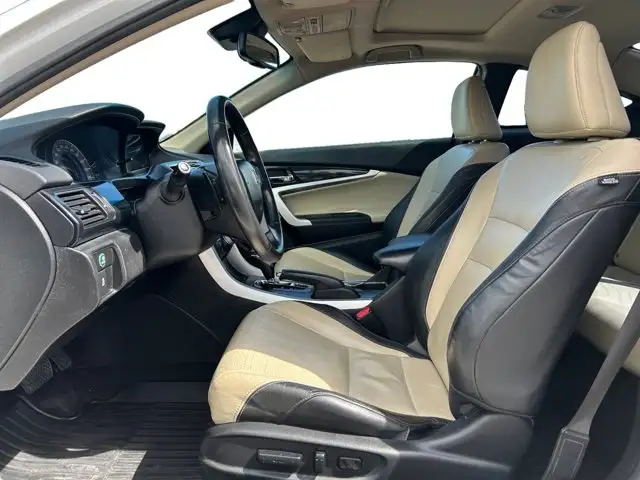 2015 Honda Accord Coupe EX-L / FWD - Photo 11