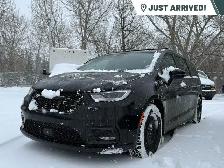 2022 Chrysler Pacifica Touring L FWD | S Appearance Package