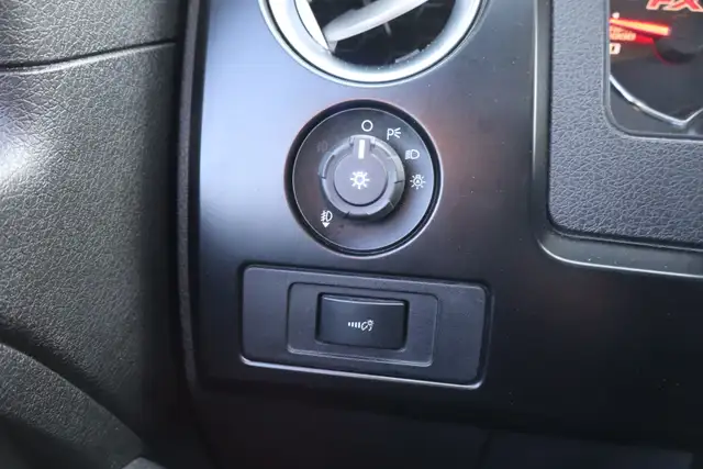 2014 Ford F-150 - Photo 19