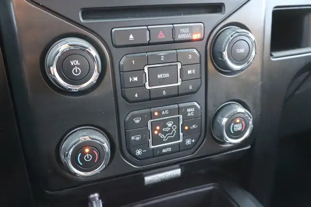 2014 Ford F-150 - Photo 22