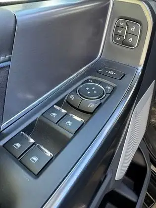 2026 Ford F-350 PLATINUM w/FX4, 5th WHL PREP, MNRF & 2KW PRO PWR - Photo 10