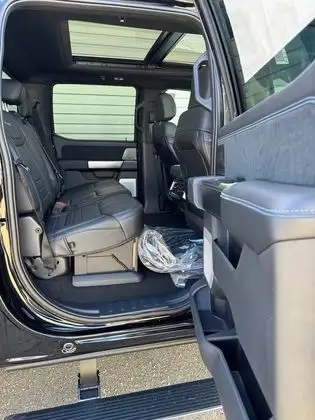 2026 Ford F-350 PLATINUM w/FX4, 5th WHL PREP, MNRF & 2KW PRO PWR - Photo 18