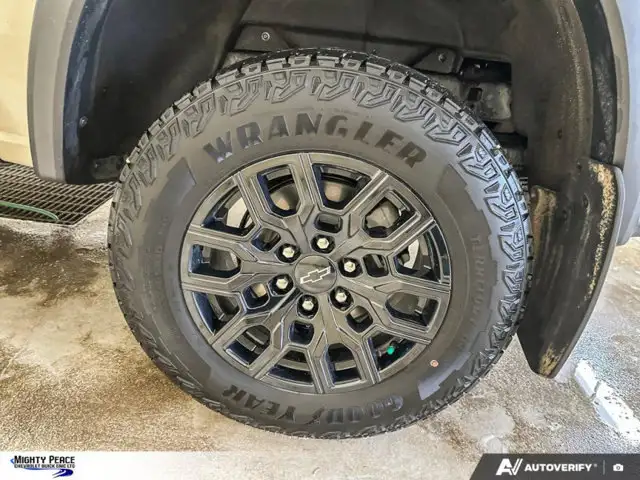 2023 Chevrolet Colorado Trail Boss - Photo 6