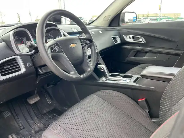 2015 Chevrolet Equinox LS - Photo 9
