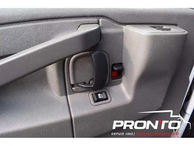 2018 GMC Savana Cargo Van 2500  Allonger  V6 4.3L  Séparat - Photo 14