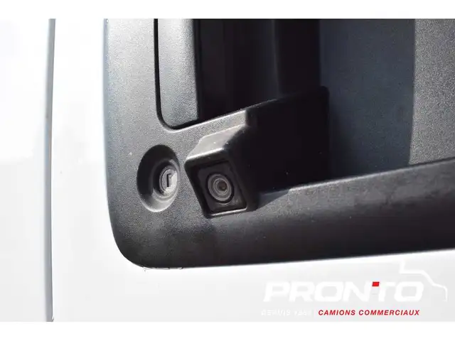 2018 GMC Savana Cargo Van 2500  Allonger  V6 4.3L  Séparat - Photo 17