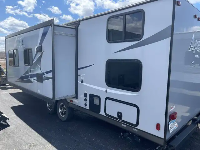 2017 COACHMEN APEX 288BHS (FINANCING AVAILABLE) - Photo 3
