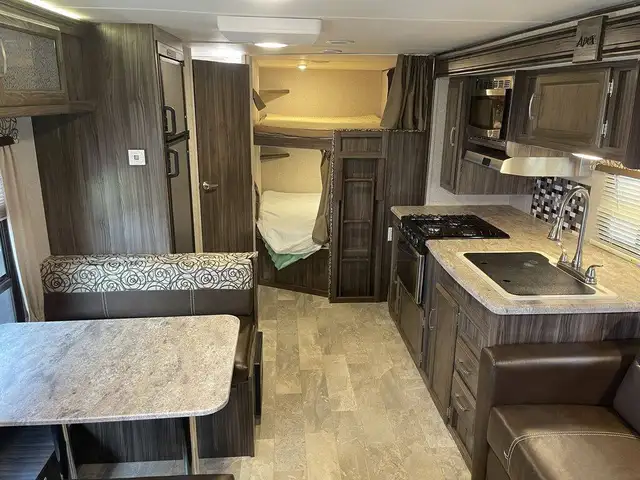 2017 COACHMEN APEX 288BHS (FINANCING AVAILABLE) - Photo 12