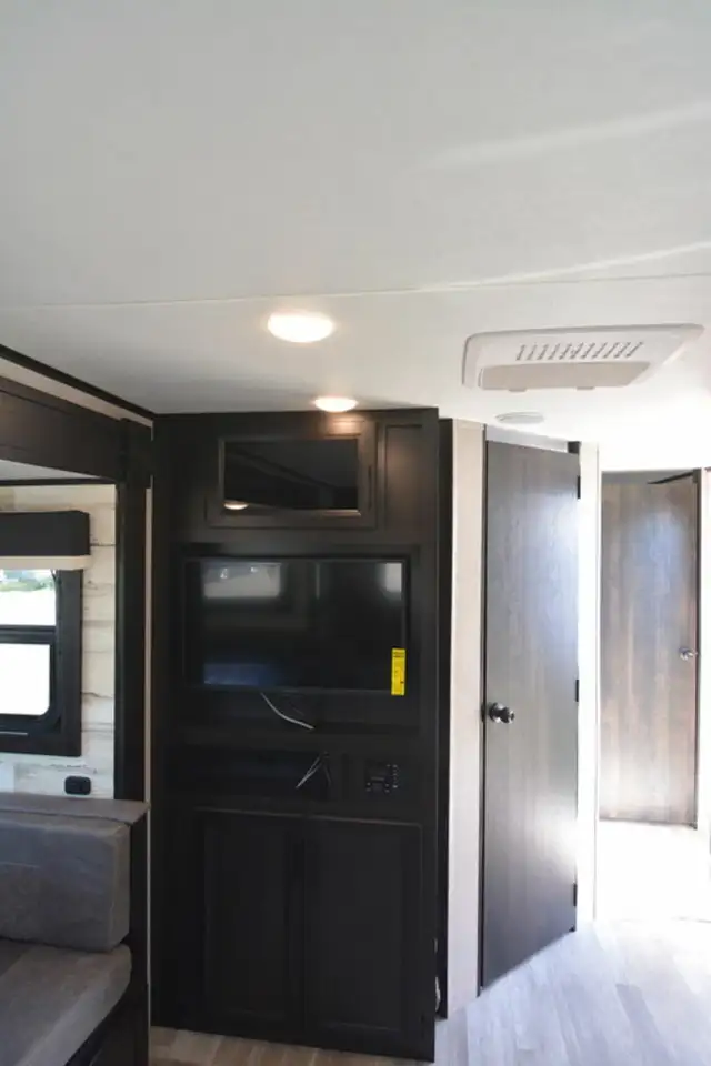 2022 JAYCO JAY FEATHER 24RL (FINANCING AVAILABLE) - Photo 7