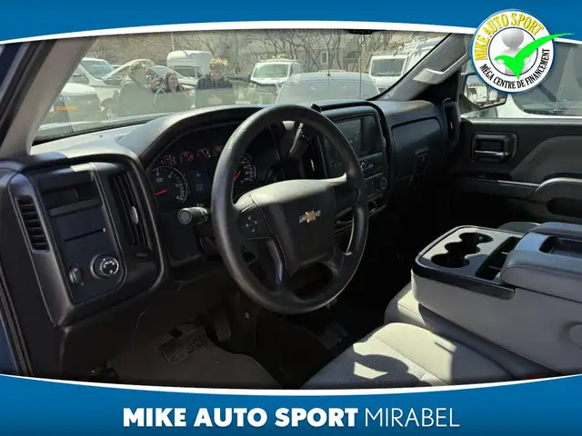 Chevrolet Silverado 1500 Camion de travail cabine double 143,5 p - Photo 17