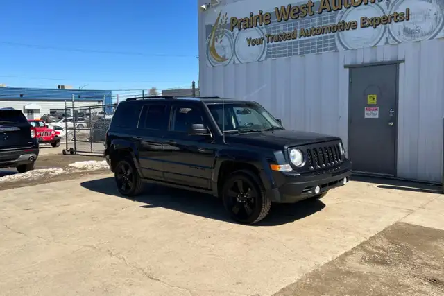 2015 Jeep Patriot Altitude 4WD - No Accident - Photo 3