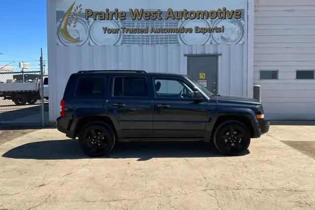 2015 Jeep Patriot Altitude 4WD - No Accident - Photo 4